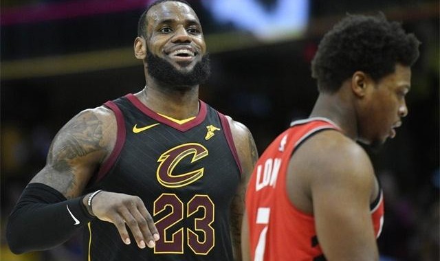  莫布利24+10骑士大胜猛龙  